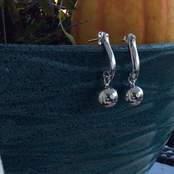 Silpada Earrings - Picture 5 of 10